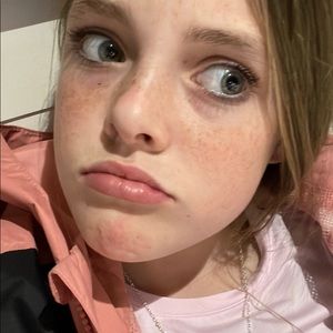 Meet your Posher, Reagan